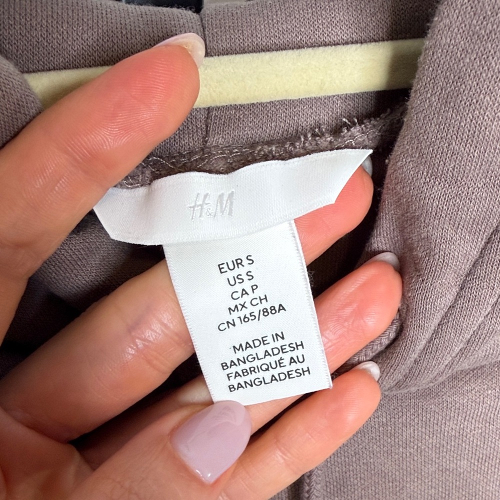 H&M Dusty Mauve Pullover Neutral Taupe Hoodie – Size S - Picture 2 of 4
